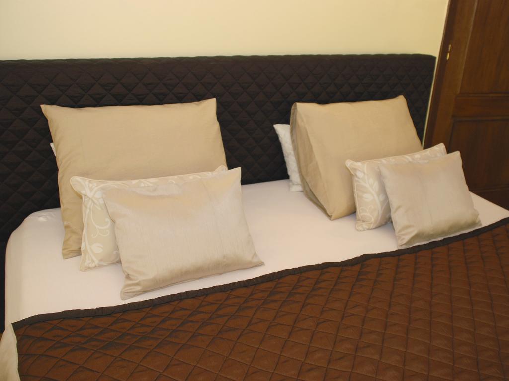 B&B Golden Corner 24 Mechelen Exterior foto