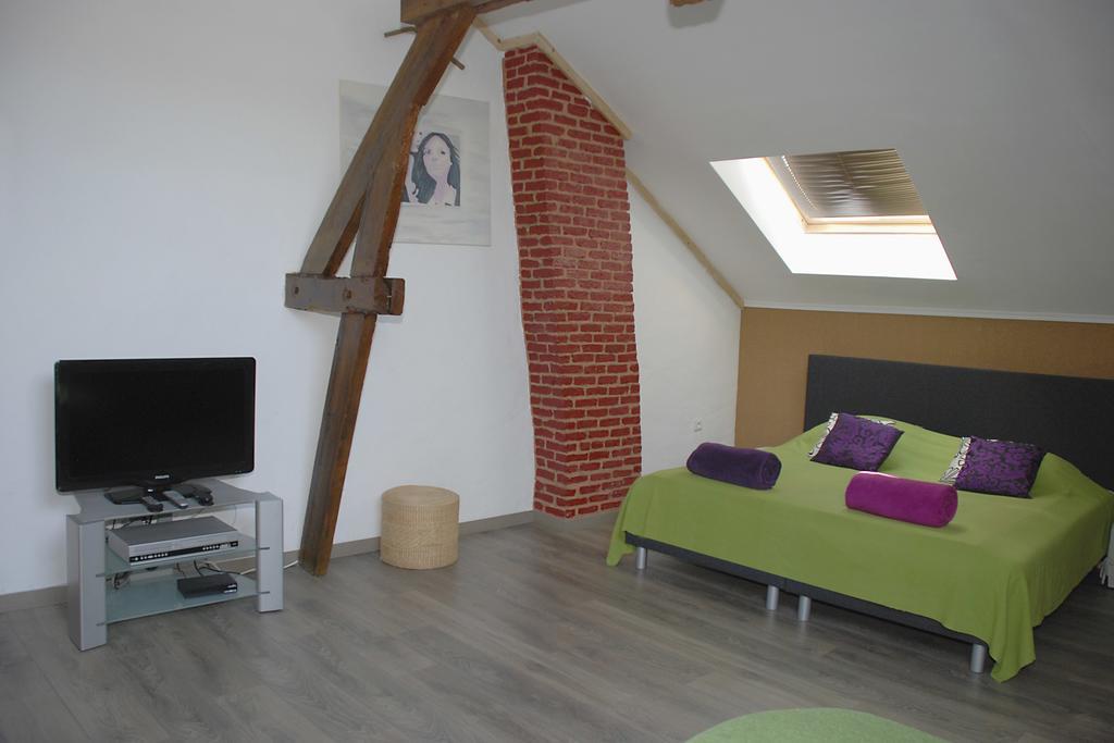 B&B Golden Corner 24 Mechelen Exterior foto