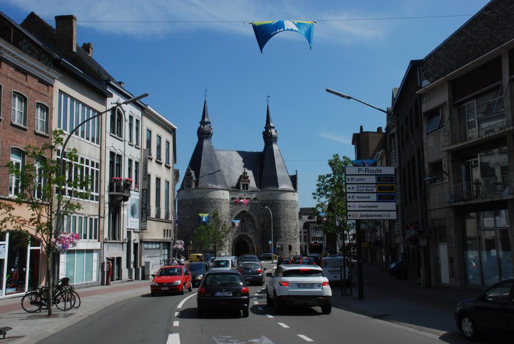 B&B Golden Corner 24 Mechelen Exterior foto
